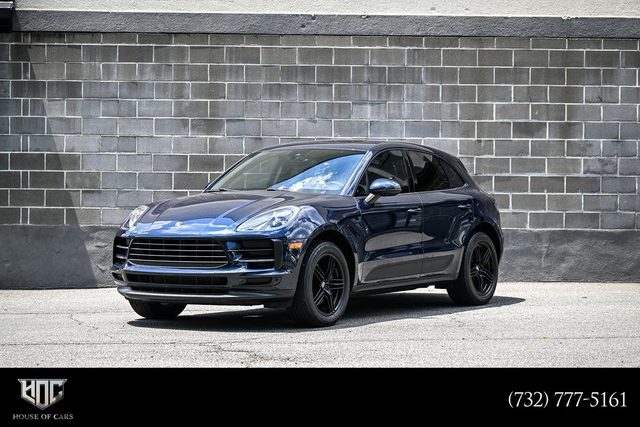 2020 Porsche Macan AWD photo