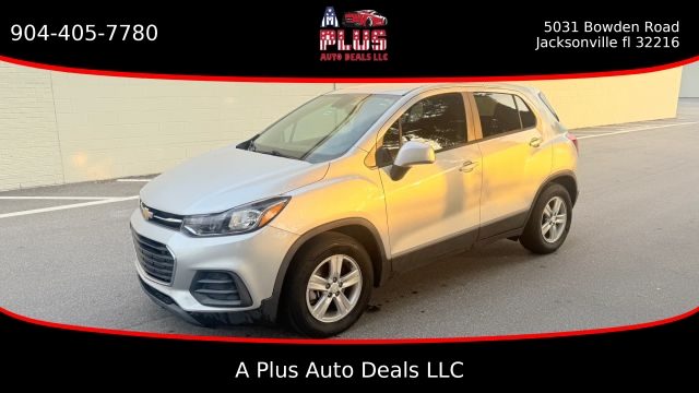 2020 Chevrolet Trax LS FWD photo