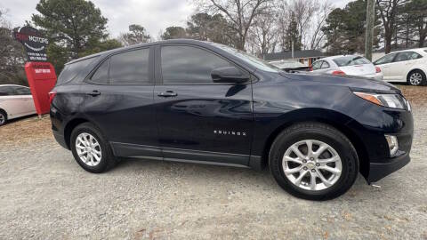 2020 Chevrolet Equinox LS FWD photo