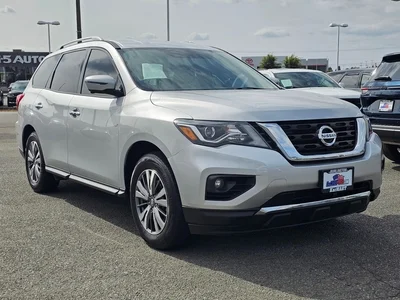 2020 Nissan Pathfinder SL FWD photo
