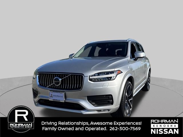 2021 Volvo XC90 Momentum AWD photo