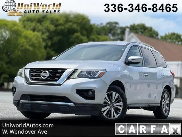 2019 Nissan Pathfinder SV FWD photo