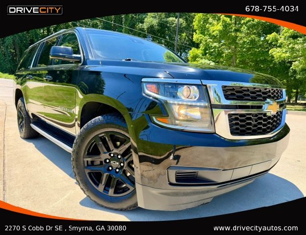 2019 Chevrolet Suburban LT 4WD photo