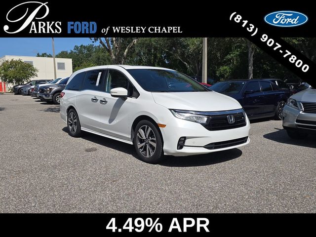 2021 Honda Odyssey Touring FWD photo