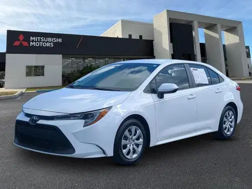 2021 Toyota Corolla LE FWD photo