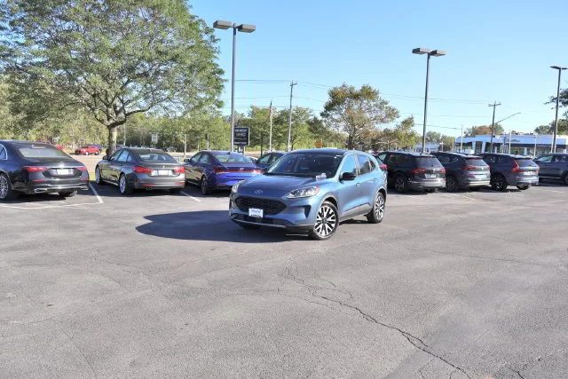 2020 Ford Escape SE Sport Hybrid AWD photo