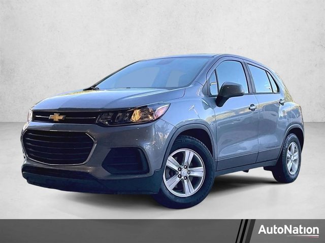 2020 Chevrolet Trax LS FWD photo