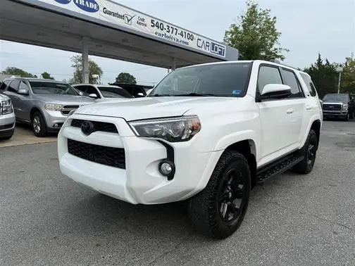 2019 Toyota 4Runner SR5 4WD photo