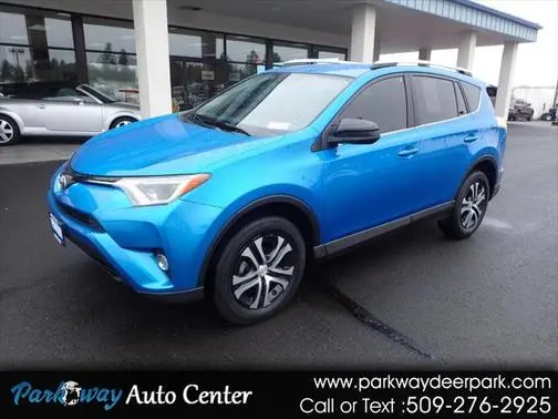 2016 Toyota RAV4 LE AWD photo