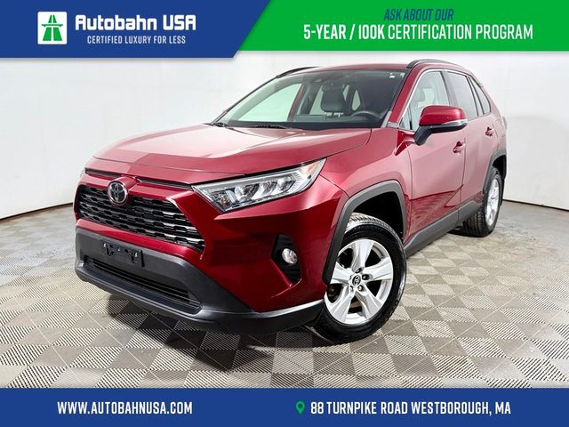 2020 Toyota RAV4 XLE AWD photo
