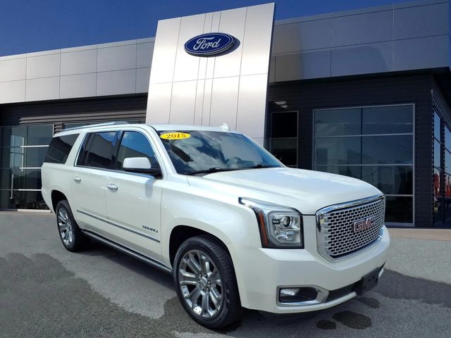 2015 GMC Yukon XL Denali 4WD photo