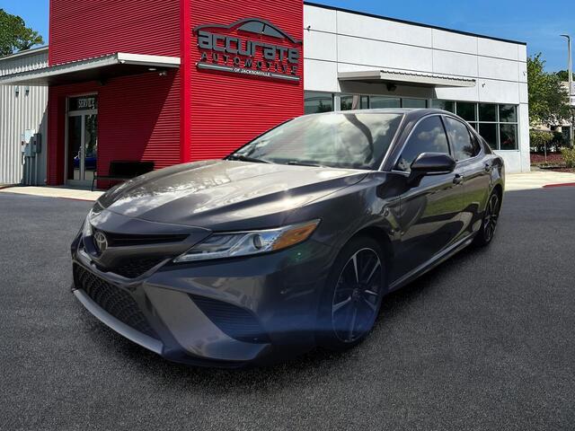 2020 Toyota Camry XSE FWD photo