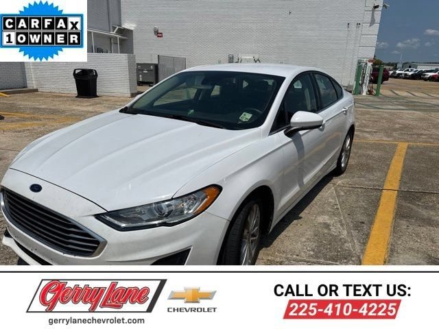 2020 Ford Fusion SE FWD photo