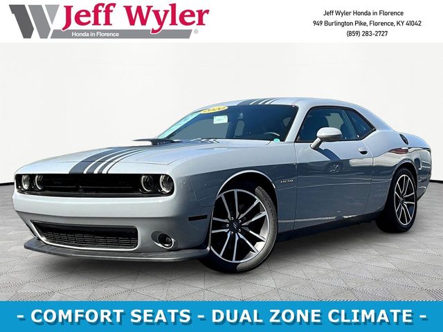 2020 Dodge Challenger R/T RWD photo