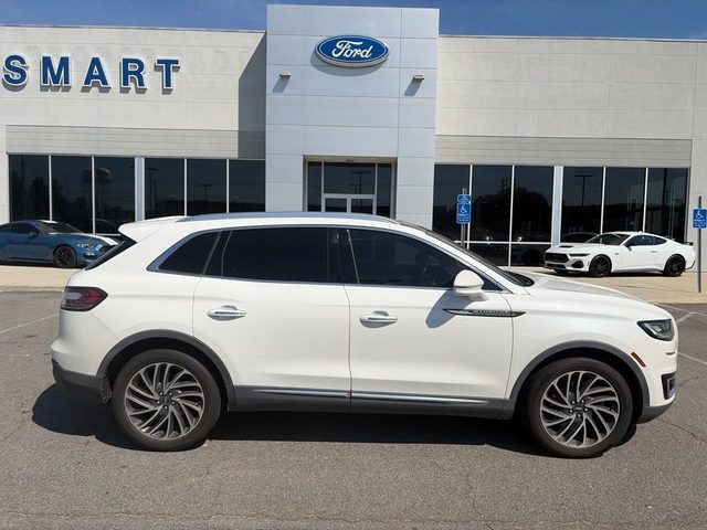 2020 Lincoln Nautilus Reserve FWD photo