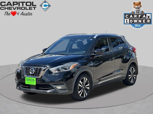 2020 Nissan Kicks SR FWD photo
