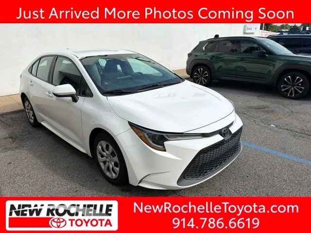 2021 Toyota Corolla LE FWD photo
