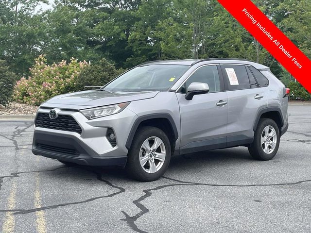 2020 Toyota RAV4 XLE AWD photo