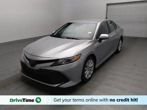 2020 Toyota Camry LE FWD photo