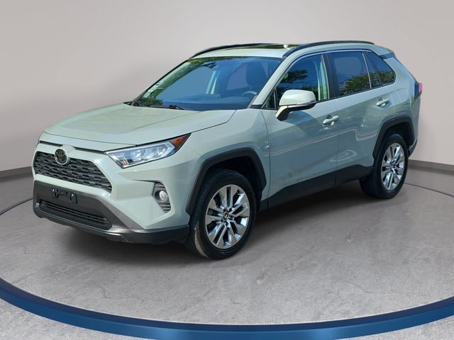 2020 Toyota RAV4 XLE Premium AWD photo