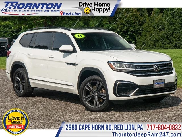 2021 Volkswagen Atlas 3.6L V6 SE w/Technology R-Line AWD photo