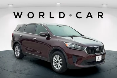 2020 Kia Sorento LX FWD photo
