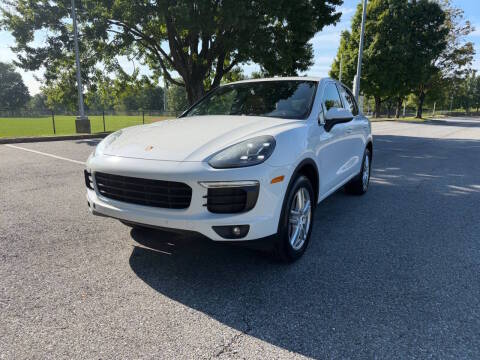 2016 Porsche Cayenne AWD photo