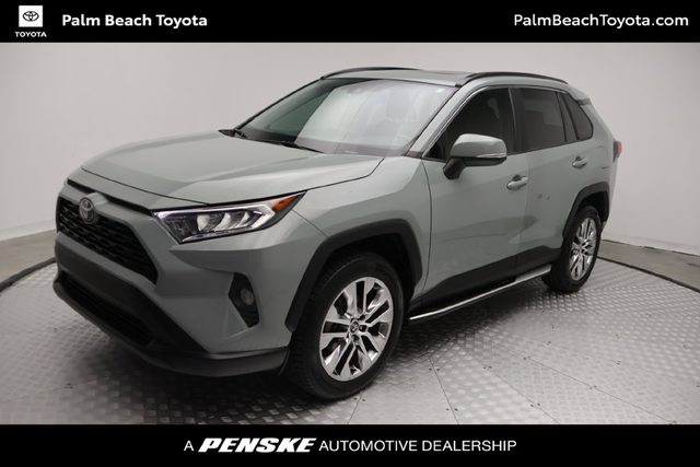 2020 Toyota RAV4 XLE Premium FWD photo