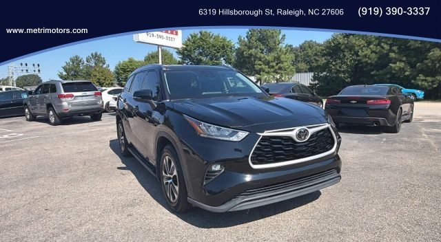 2020 Toyota Highlander XLE AWD photo