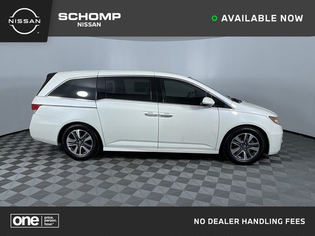 2015 Honda Odyssey Touring FWD photo