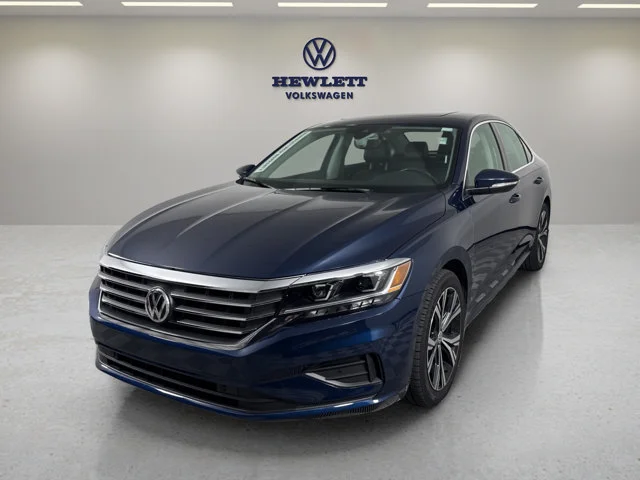 2020 Volkswagen Passat 2.0T SEL FWD photo