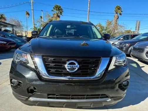 2019 Nissan Pathfinder SL 4WD photo