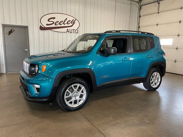 2020 Jeep Renegade Latitude 4WD photo