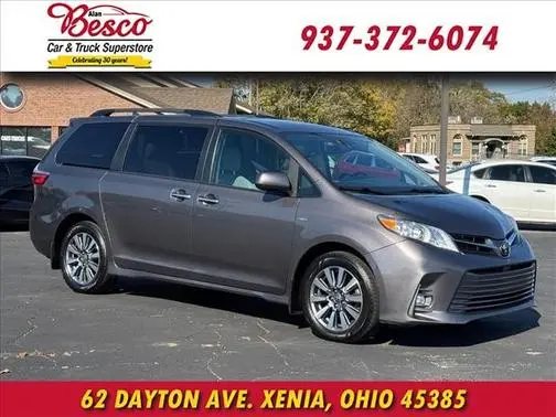 2020 Toyota Sienna XLE AWD photo