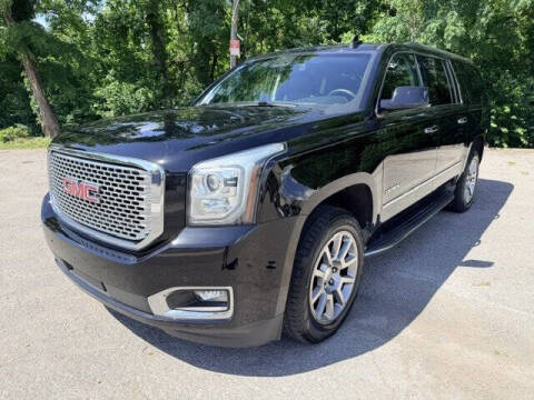 2015 GMC Yukon XL Denali RWD photo
