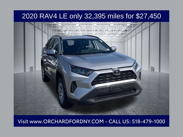 2020 Toyota RAV4 LE AWD photo