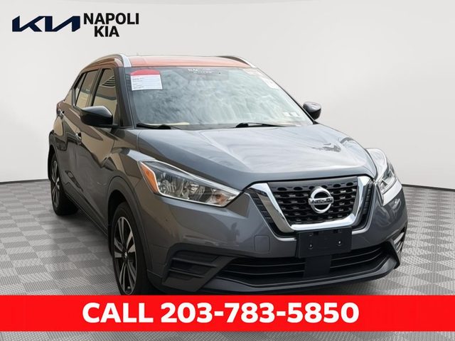 2020 Nissan Kicks SV FWD photo