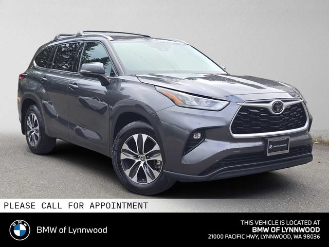 2020 Toyota Highlander XLE AWD photo