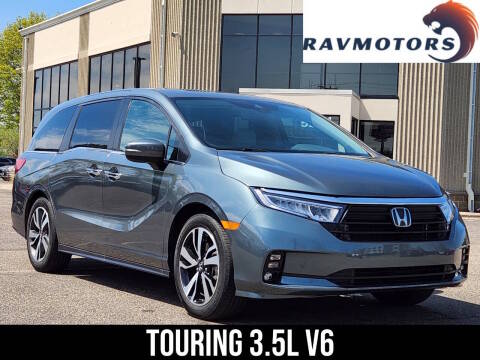 2021 Honda Odyssey Touring FWD photo
