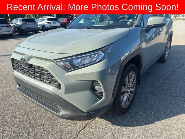 2020 Toyota RAV4 XLE Premium FWD photo
