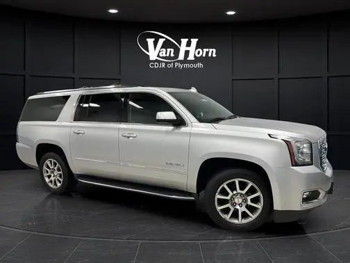 2020 GMC Yukon XL Denali 4WD photo