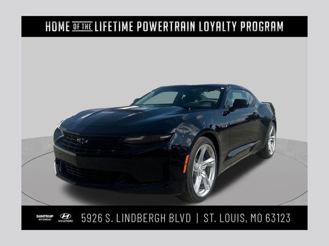 2021 Chevrolet Camaro LT1 RWD photo