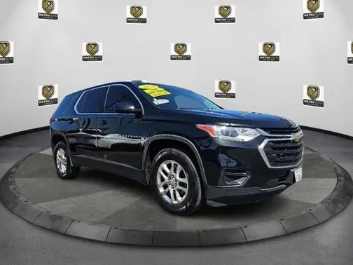 2020 Chevrolet Traverse LS FWD photo