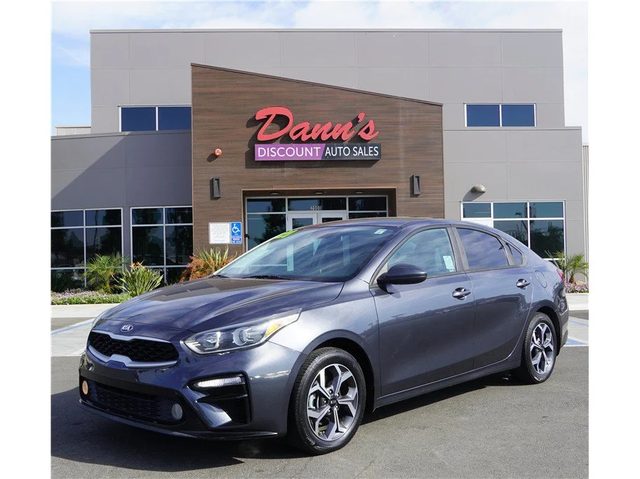 2021 Kia Forte LXS FWD photo