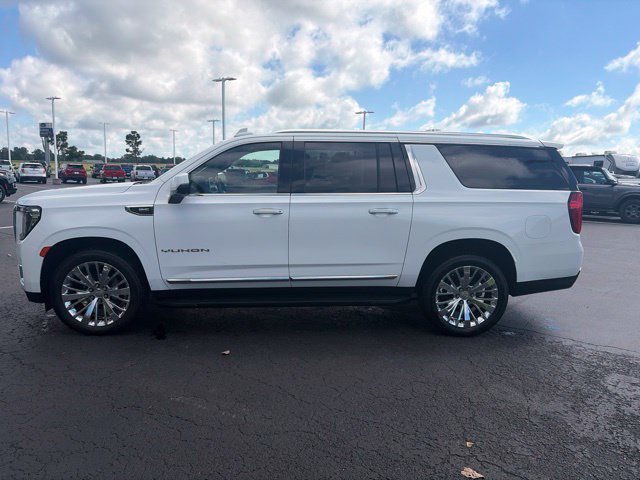 2021 GMC Yukon XL SLT 4WD photo