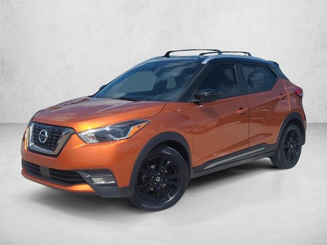 2020 Nissan Kicks SR FWD photo