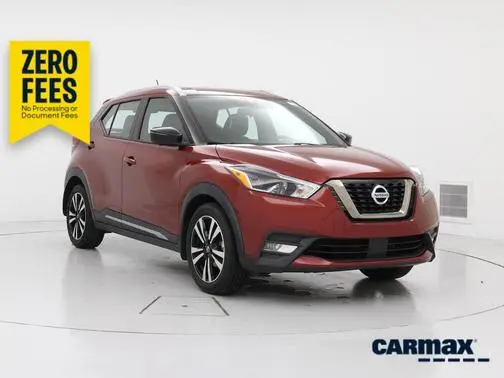 2020 Nissan Kicks SR FWD photo