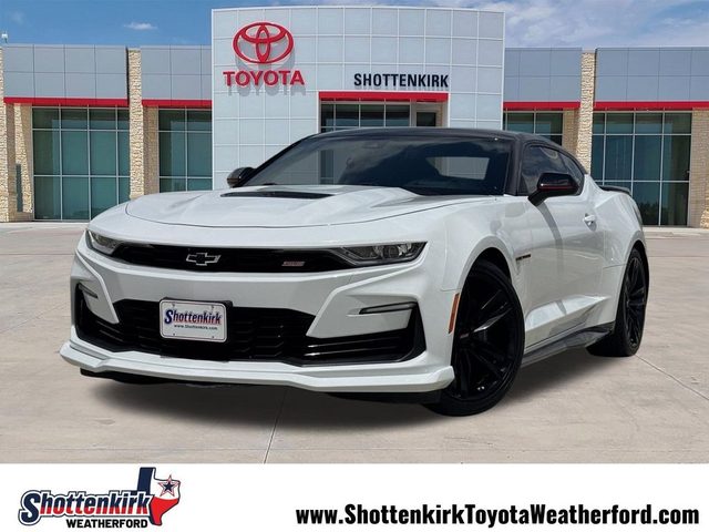 2021 Chevrolet Camaro 2SS RWD photo