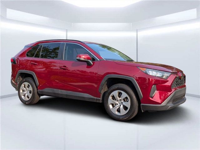 2020 Toyota RAV4 LE FWD photo