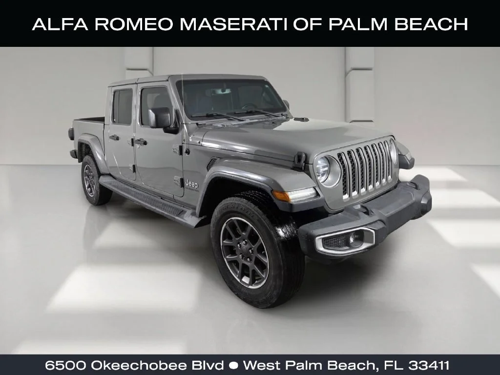 2021 Jeep Gladiator Overland 4WD photo